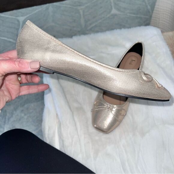 Gold square toe ballet flats with bow- brand new without box size 8 - Picture 8 of 11
